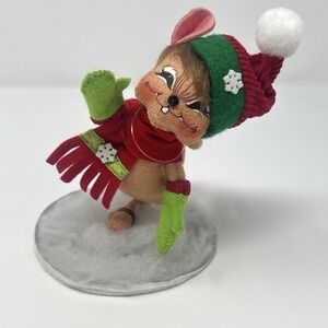 NWT Annalee 6" Skater Mouse Holiday Hat And Scarf W/ Snowflake 2011